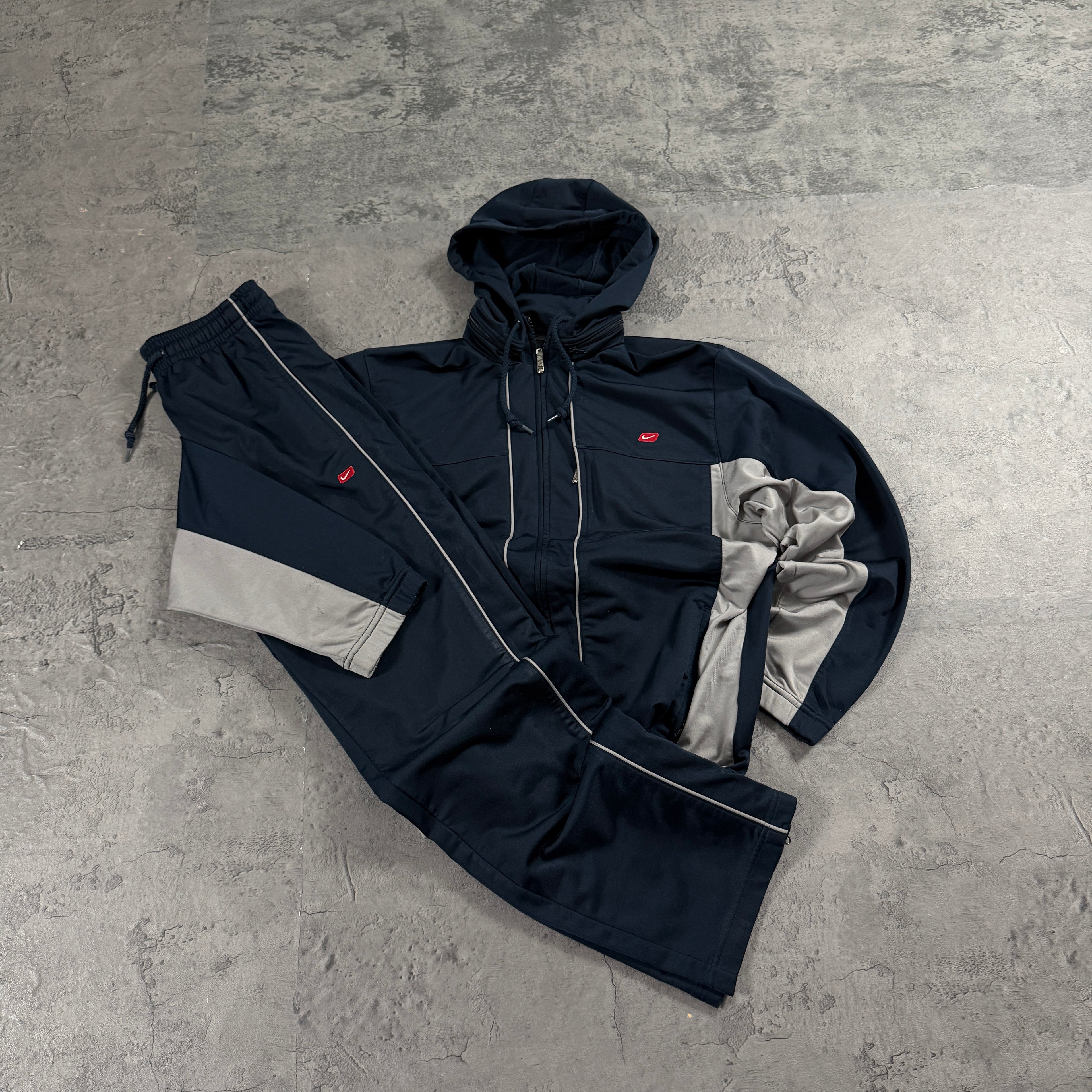 Vintage Nike 00s Tracksuit (M)